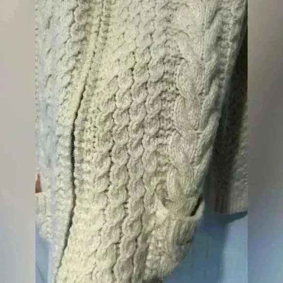Vintage hand knit  fisherman wool zip sweater Sz. Small cottagecore classic GUC - Picture 4 of 8